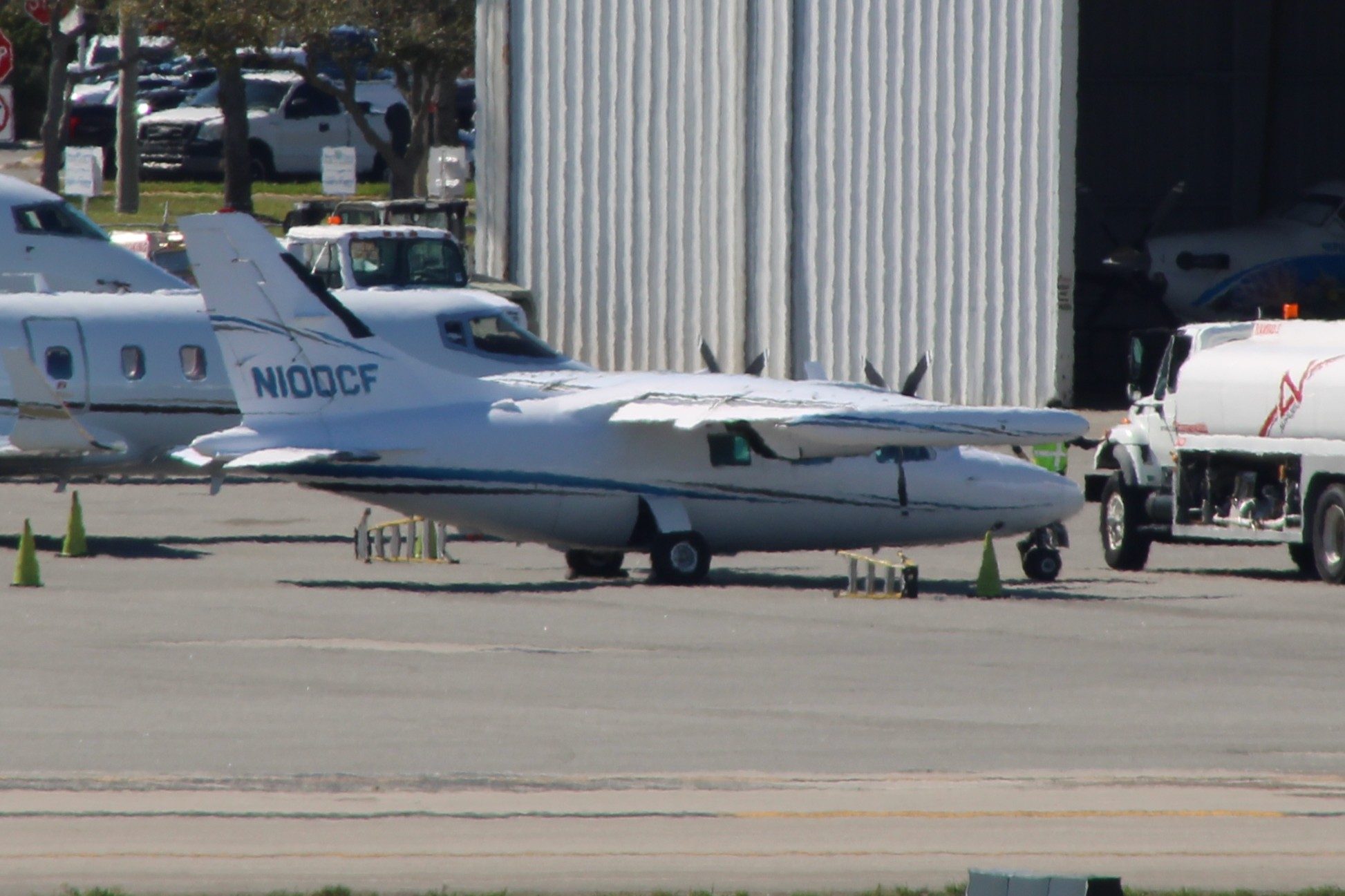 Mitsubishi MU-2B-20 MU-2F (N100CF, cn 229) (2-14-2023)