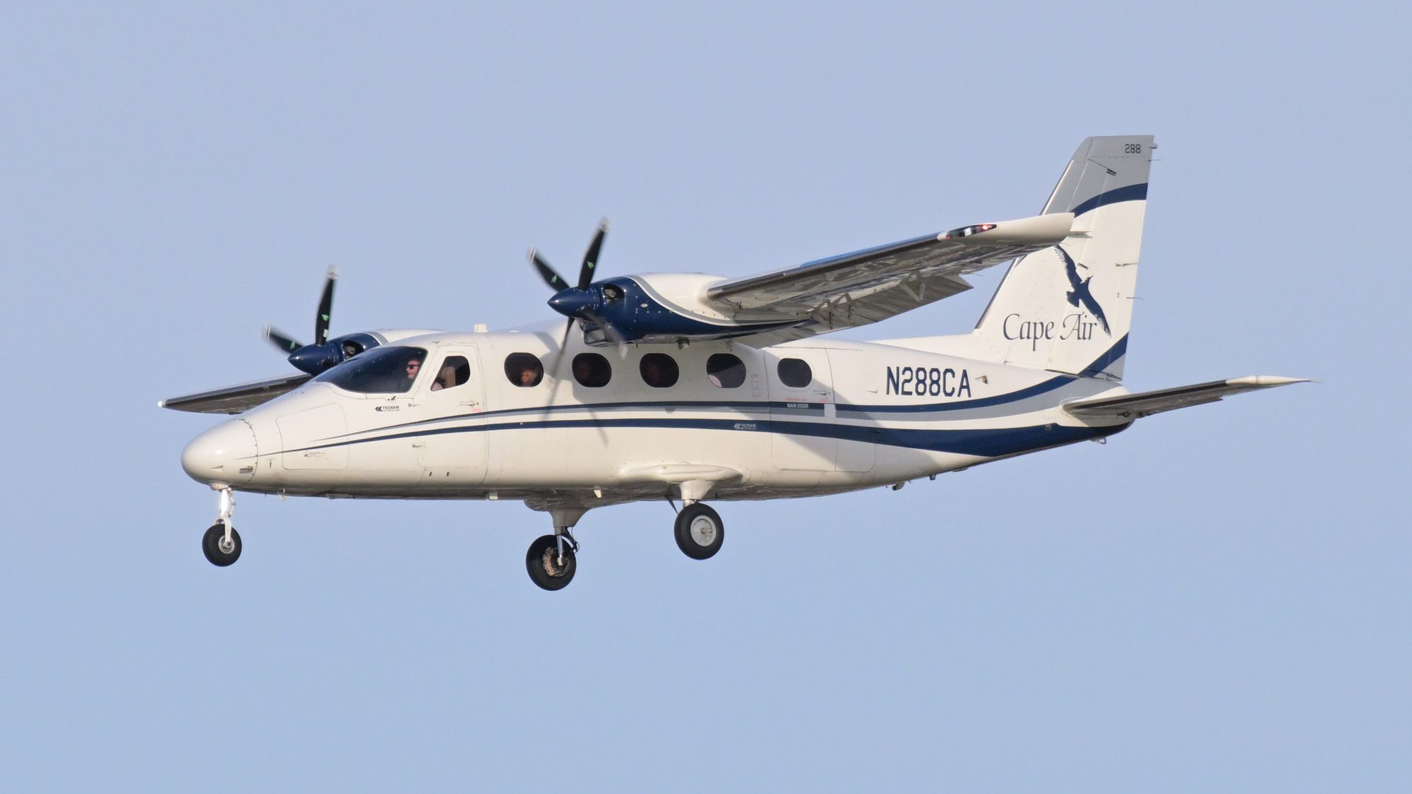 Cape Air Tecnam P2012 N288CA on final approach to Boston December 2025