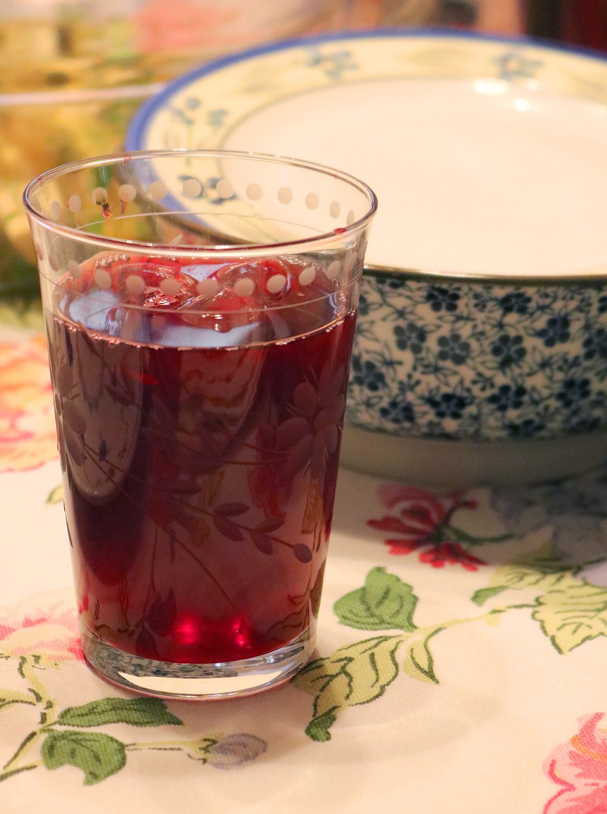 A glass of hibiscus tea 01